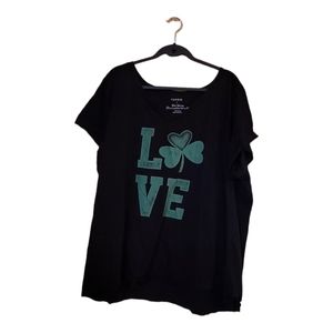 Torrid Green & Black Love Shamrock T-Shirt -Size 5 - 26/28 - Pre-owned